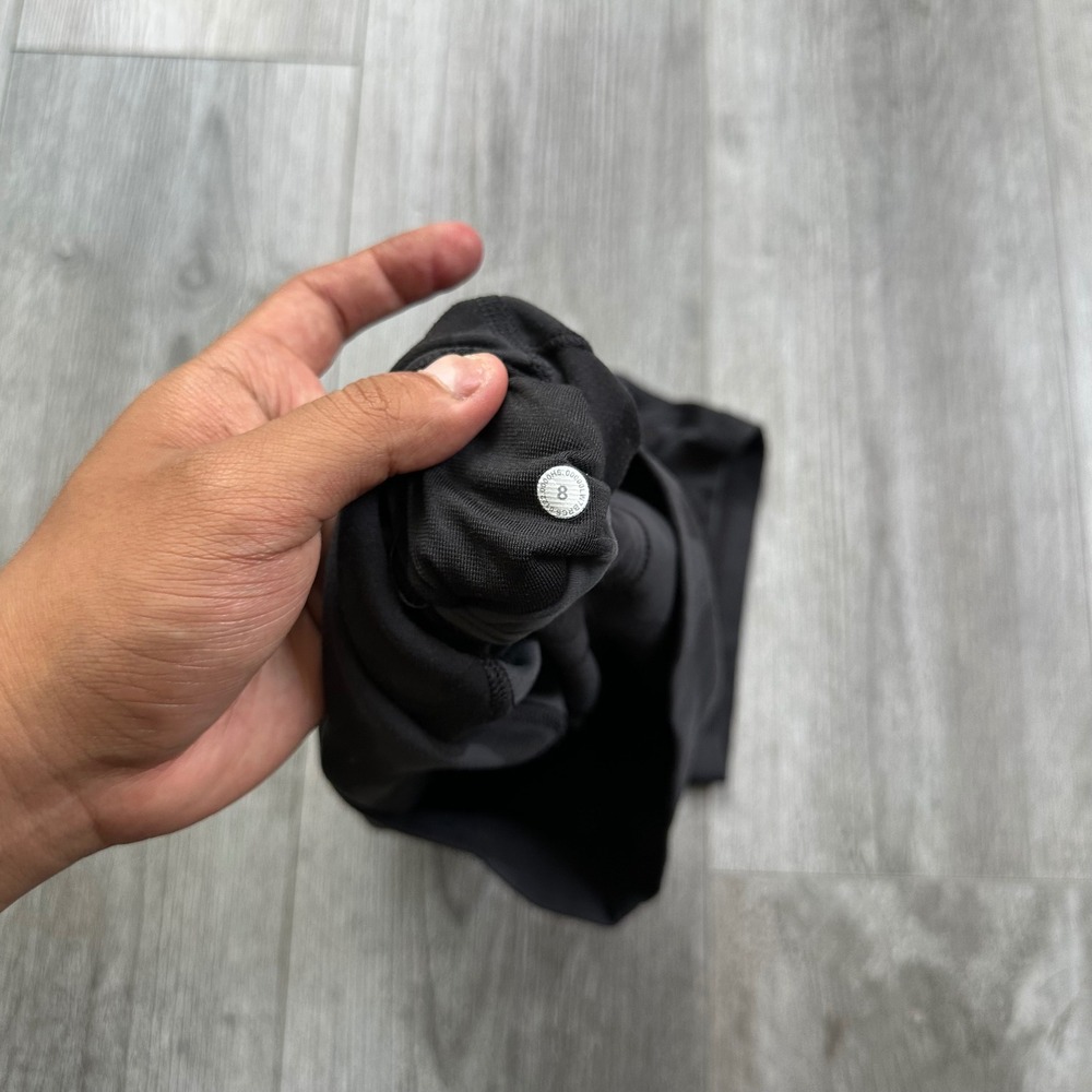 Lululemon Align High Rise Black Camo Bike Shorts Women's 8 - Picture 4 of 7